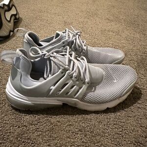 Nike Prestos Women's Gray Athletic Shoes